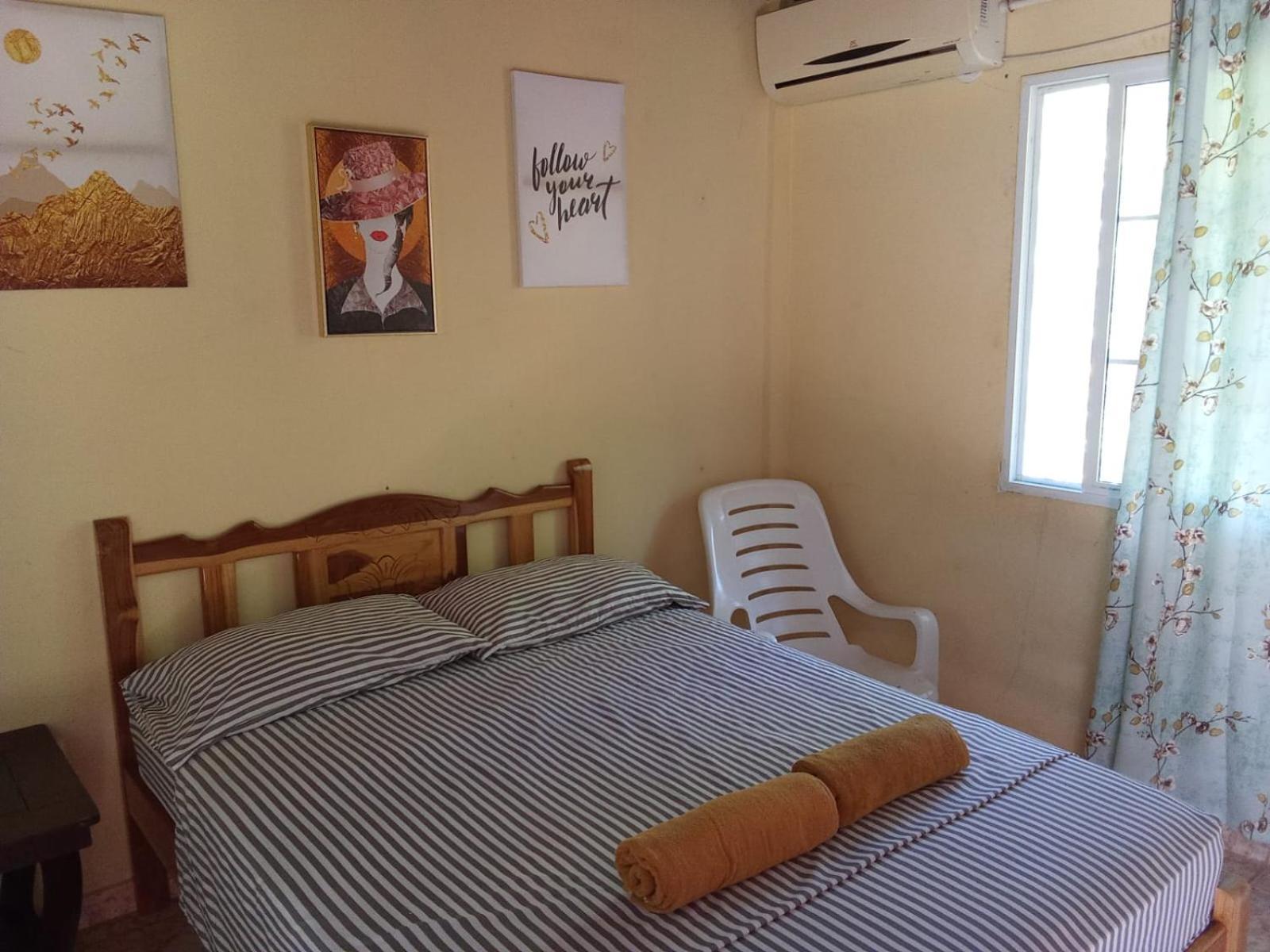 Oceans Hostal Santa Catalina Exterior photo